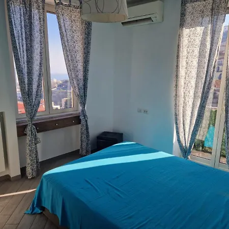 Apartment La Terrazza Naples